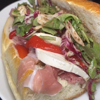 The Corleone (Prosciutto, Pepper, Arugula, Mozz)